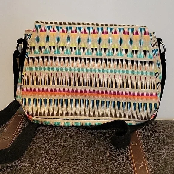 Dakine Leo 5L Fold-Over Canvas Crossbody Bag / Purse - Picture 2 of 5